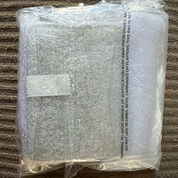 Coach Mini Wallet On A Chain new with tags - Picture 6 of 6